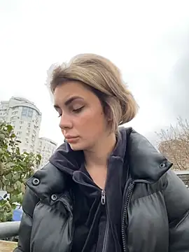 Snapshot of SandraCarter chatting on 11.16.25 SandraCarter online show from 11.16.25