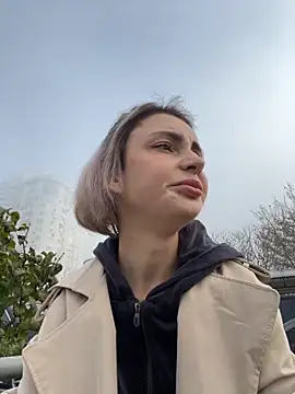 Snapshot of SandraCarter chatting on 11.27.25 SandraCarter online show from 11.27.25