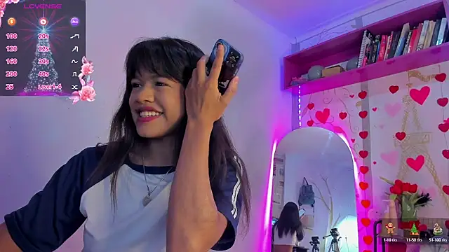 Snapshot of meganthompsonn22 chatting on 02.08.25 meganthompsonn22 online show from 02.08.25