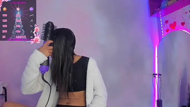 Snapshot of meganthompsonn22 chatting on 02.10.25 meganthompsonn22 online show from 02.10.25