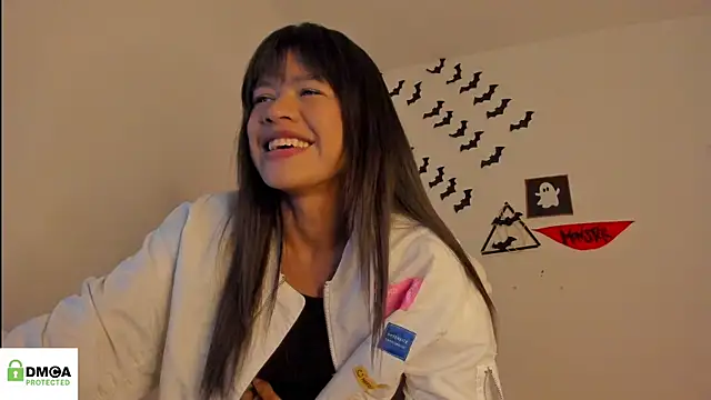 Snapshot of meganthompsonn22 chatting on 10.28.25 meganthompsonn22 online show from 10.28.25