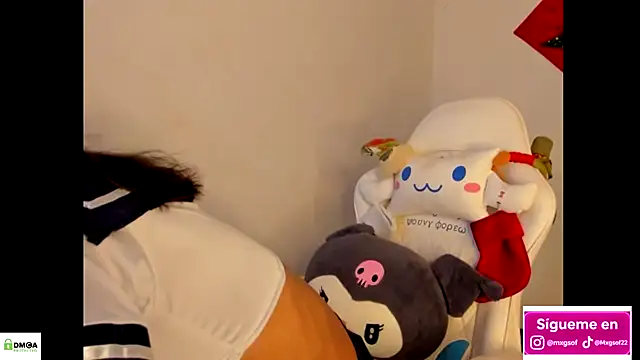 Snapshot of meganthompsonn22 chatting on 11.28.25 meganthompsonn22 online show from 11.28.25