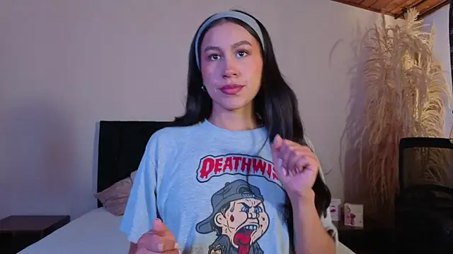 EmiGomez  online show from 03.13.26