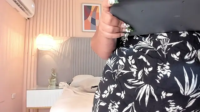 samyriverss online show from 11.15.25