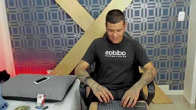 jamesinked  online show from 01.07.25