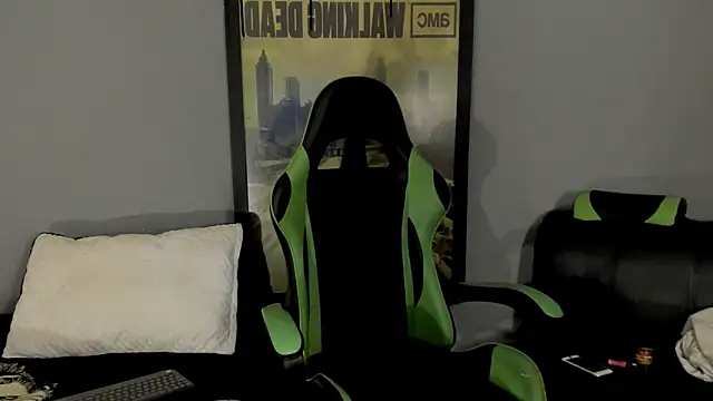 Snapshot of jamesinked_ chatting on 03.21.25 jamesinked online show from 03.21.25