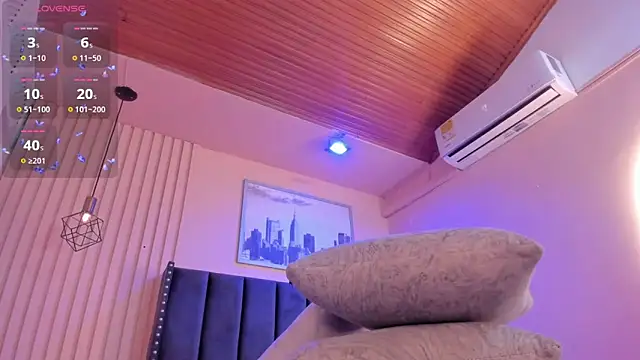 viiolett lee online show from 02.06.25