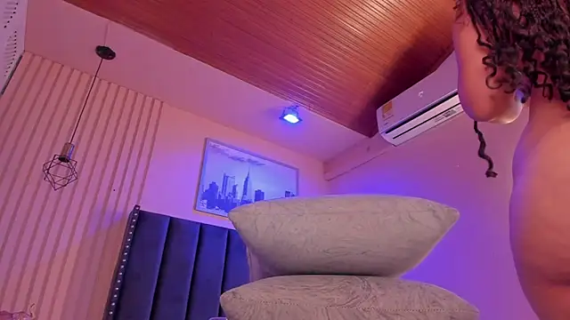 viiolett lee online show from 02.28.25