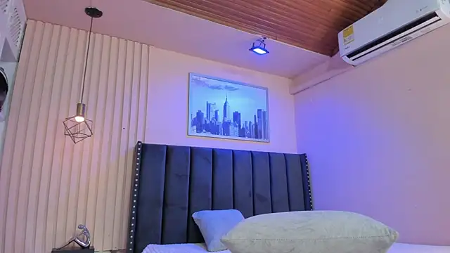 viiolett lee online show from 04.11.26