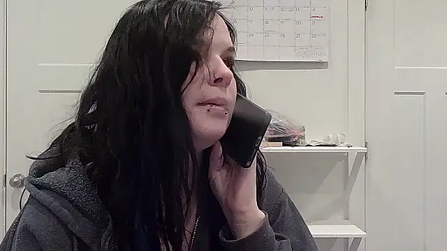 CherryWilde online show from 02.18.26