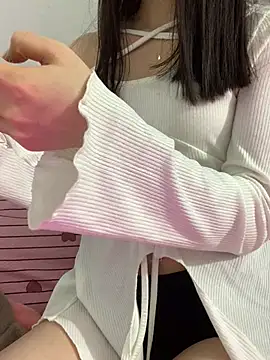 Snapshot of Vani_S2 chatting on 01.05.25 Vani S2 online show from 01.05.25