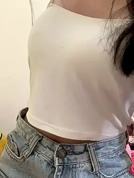 Snapshot of Vani_S2 chatting on 09.25.25 Vani S2 online show from 09.25.25