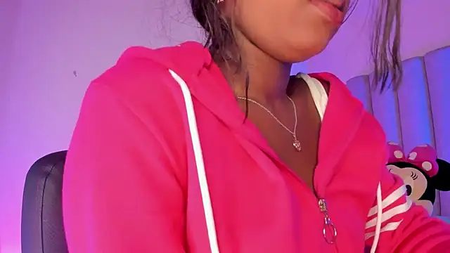 Snapshot of briannajackson_ chatting on 02.06.25 briannajackson online show from 02.06.25