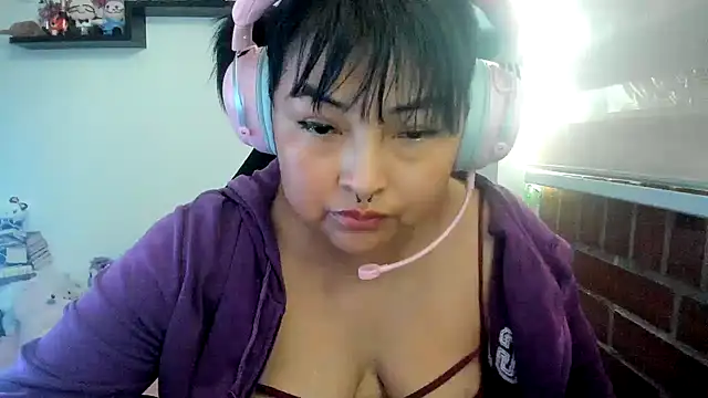 Shaddycute  online show from 03.18.26