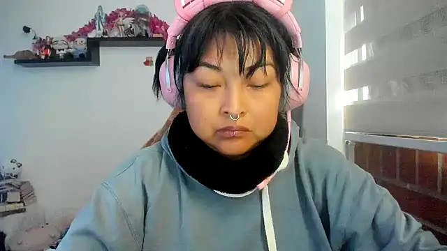 Shaddycute  online show from 03.23.26