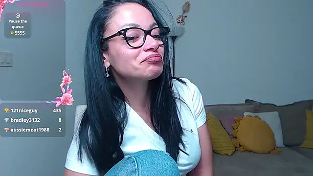 Snapshot of BabySerene chatting on 02.14.25 BabySerene online show from 02.14.25