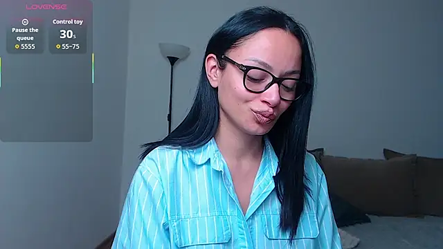 Snapshot of BabySerene chatting on 11.29.25 BabySerene online show from 11.29.25