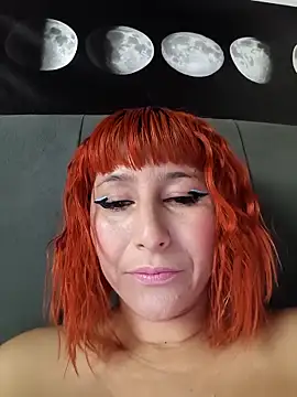 Snapshot of florecita9 chatting on 11.28.25 florecita9 online show from 11.28.25