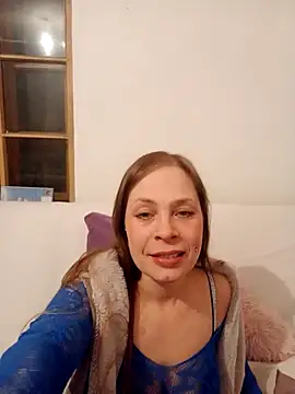 katiestevens online show from 03.06.25