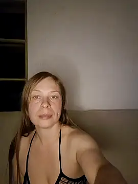 katiestevens online show from 10.03.25