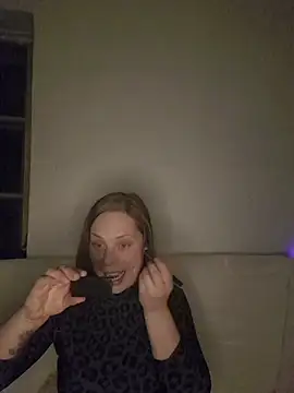 katiestevens online show from 01.07.26