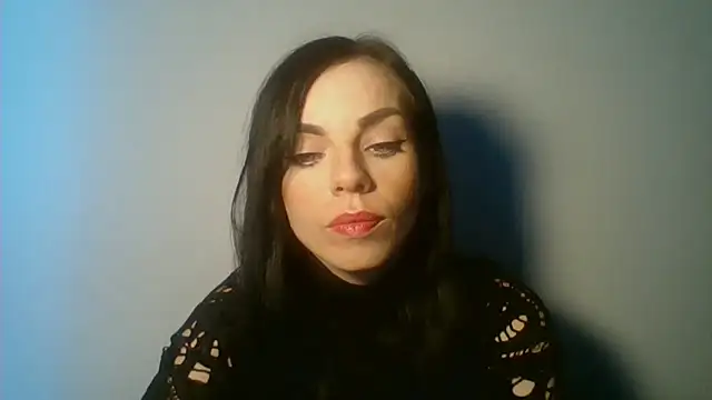 Snapshot of CassieSensual chatting on 11.30.25 CassieSensual online show from 11.30.25