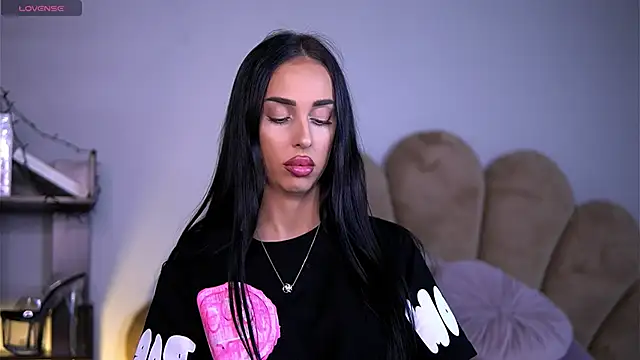 KairaAndrews online show from 02.07.25