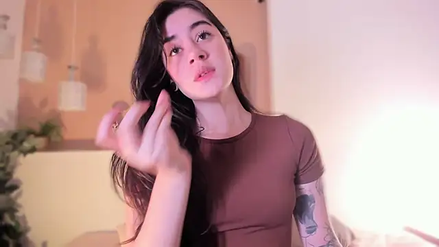 Snapshot of Ally_addams chatting on 12.05.25 Ally addams online show from 12.05.25