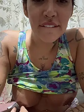 Snapshot of exquentadamay chatting on 04.12.26 exquentadamay online show from 04.12.26