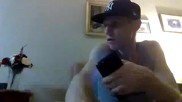 Snapshot of kollzCloudzz chatting on 06.15.26 kollzCloudzz online show from 06.15.26