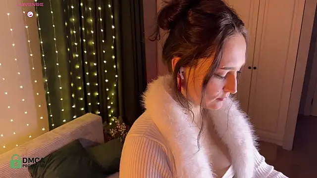 Pavlyna online show from 12.22.25