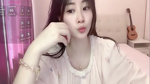 Snapshot of aisha123123 chatting on 07.13.26 aisha123123 online show from 07.13.26