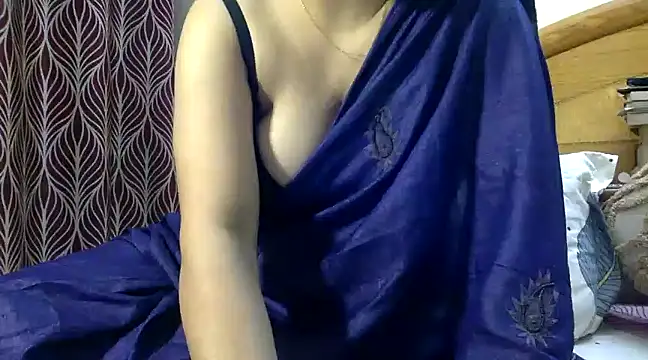 Snapshot of SubmissiveJyotika chatting on 01.30.25 SubmissiveJyotika online show from 01.30.25