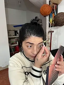 Snapshot of karenlennox1 chatting on 12.13.25 karenlennox1 online show from 12.13.25