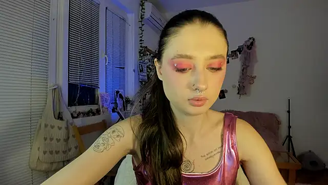 Snapshot of Jenny_darling_love chatting on 01.14.25 Jenny darling love online show from 01.14.25