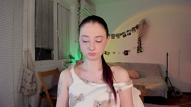 Snapshot of Jenny_darling_love chatting on 01.30.25 Jenny darling love online show from 01.30.25