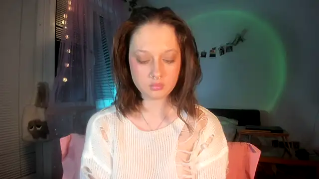 Snapshot of Jenny_darling_love chatting on 04.22.26 Jenny darling love online show from 04.22.26