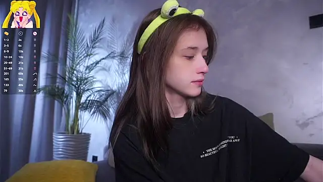 Snapshot of EdlinHargus chatting on 04.15.26 EdlinHargus online show from 04.15.26