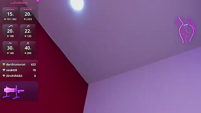 Snapshot of Kate_bunny_ chatting on 02.14.25 Kate bunny online show from 02.14.25