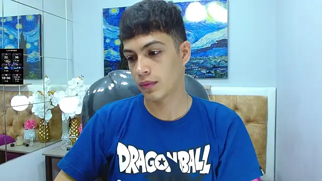 Snapshot of SkinnyBoy_ chatting on 11.10.25 SkinnyBoy online show from 11.10.25