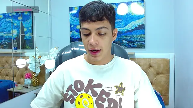 Snapshot of SkinnyBoy_ chatting on 11.15.25 SkinnyBoy online show from 11.15.25