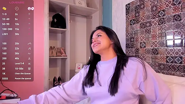 Sophia wilsonn  online show from 01.30.25