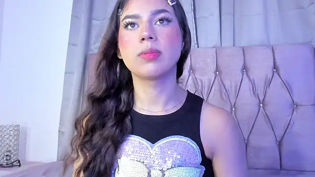 Snapshot of Ashley_piinkk_ chatting on 03.04.25 Ashley piinkk  online show from 03.04.25