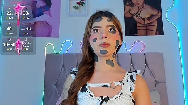 Snapshot of Ashley_piinkk_ chatting on 10.19.25 Ashley piinkk  online show from 10.19.25