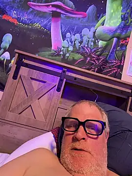 Snapshot of Mimmoromeo1973 chatting on 01.14.26 Mimmoromeo1973 online show from 01.14.26