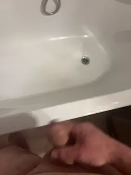 Snapshot of radoka chatting on 03.13.25 radoka online show from 03.13.25