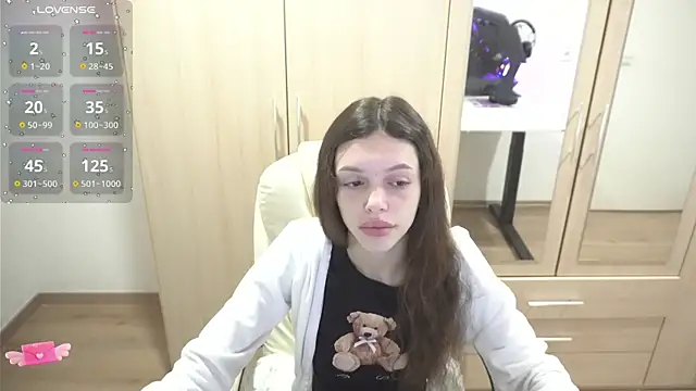 Snapshot of Billly1Love chatting on 09.29.25 Billly1Love online show from 09.29.25