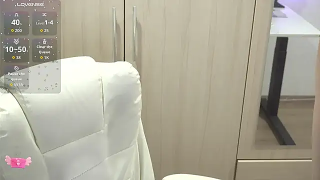 Snapshot of Billly1Love chatting on 10.09.25 Billly1Love online show from 10.09.25