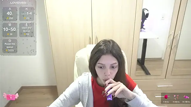 Snapshot of Billly1Love chatting on 11.10.25 Billly1Love online show from 11.10.25