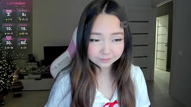 Fluffy Rose online show from 01.08.26